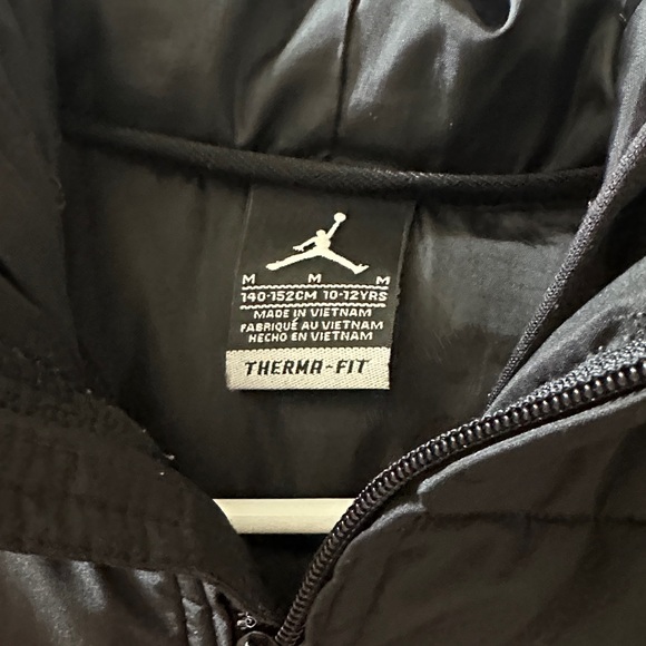 Jordan Black and Red Puffer Vest with Hoodie - Picture 2 of 6